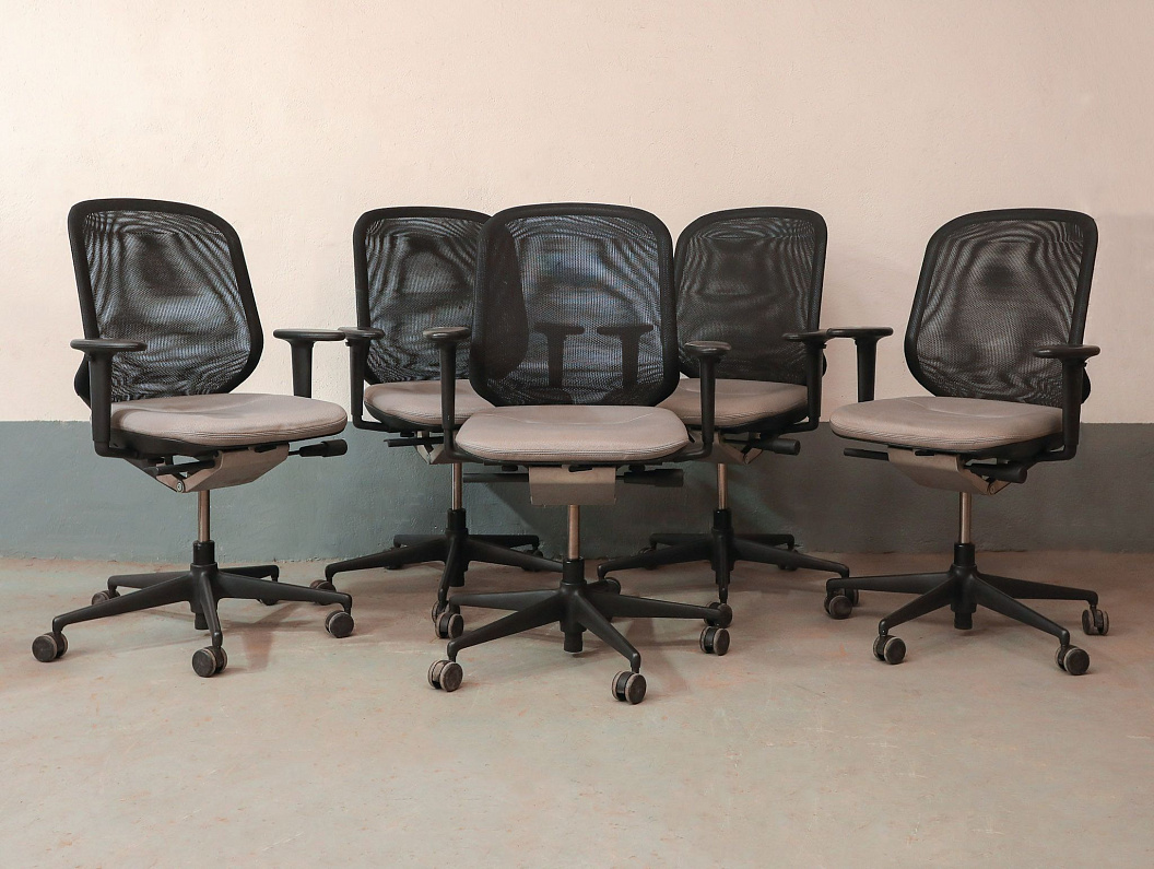 Офисное кресло Vitra MedaPal Mesh Ткань Серый Италия (КПТСР-260626)