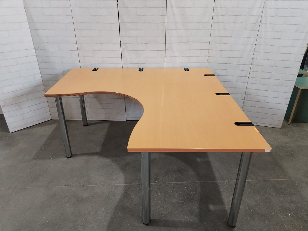 Стол угловой Steelcase ЛДСП Клен Россия (23257-180825)