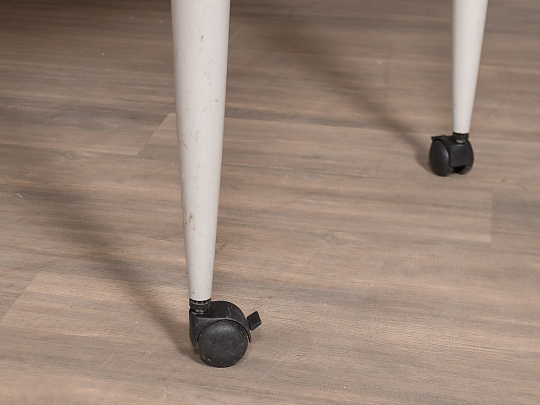 Стол прямоугольный ЛДСП Белый