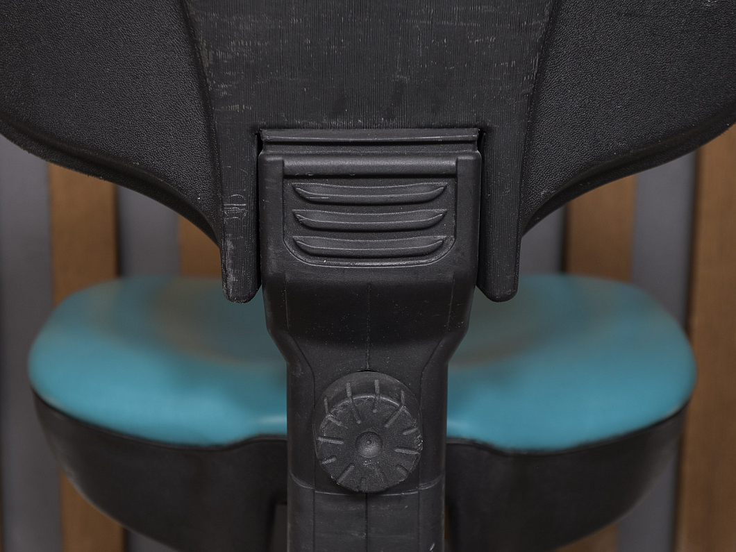 Кресло парикмахера Искусственная кожа Россия (КПЭН-200525)