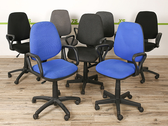 Офисное кресло Ткань Чёрный Россия