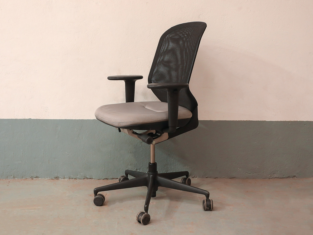 Офисное кресло Vitra MedaPal Mesh Ткань Серый Италия (КПТСР-260626)