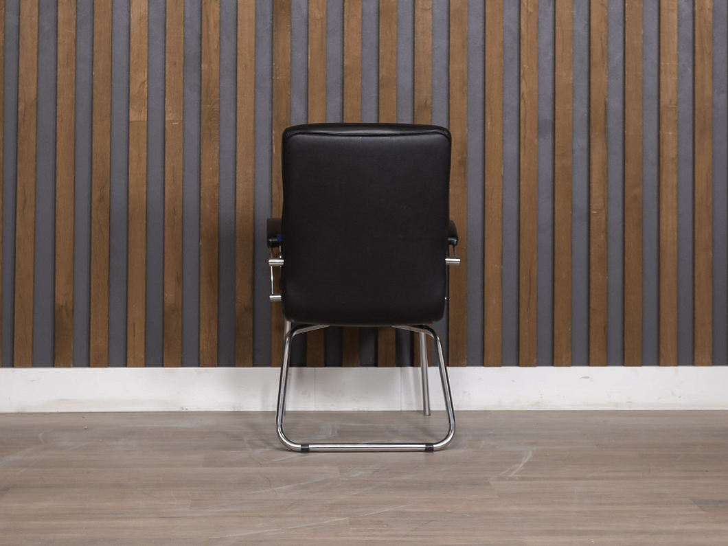 Конференц-кресло EverProf Orion CF Кожа Чёрный Россия (КФЧ-100425)