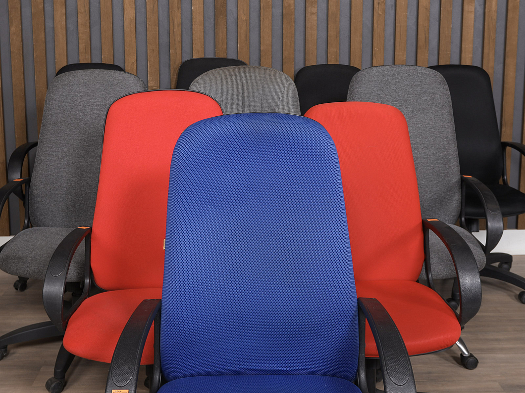 Кресло руководителя Ткань Цвет в ассортименте Россия (КРТА-00004)