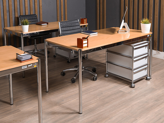 Стол прямоугольный USM Haller Массив Ольха Швейцария