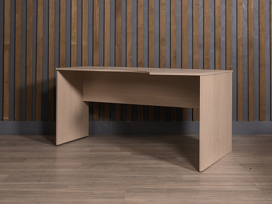 Стол эргономичный ЛДСП Ясень шимо