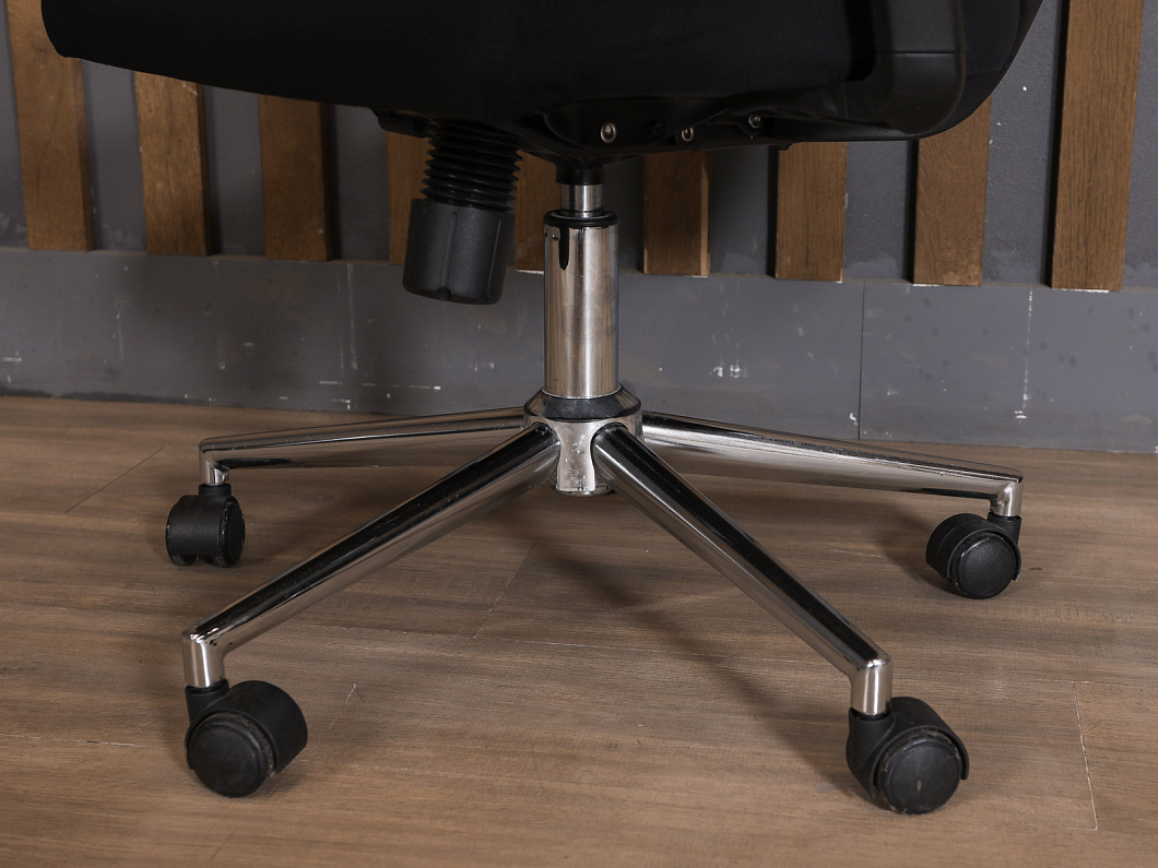 Офисное кресло Ткань Чёрный Россия (КПТЧ1-240126)