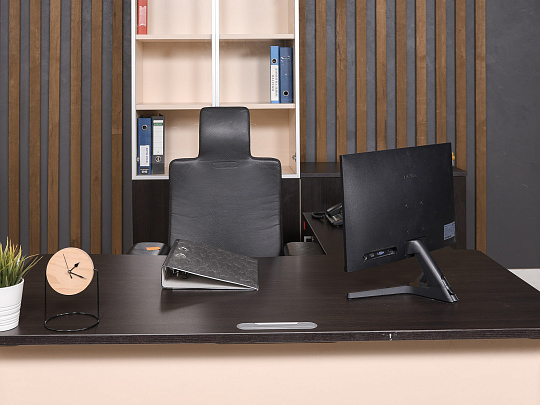 Кабинет руководителя Accord ЛДСП Венге Россия