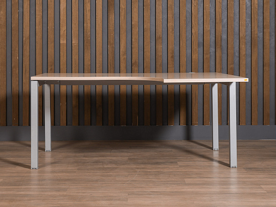 Стол угловой ЛДСП Бук