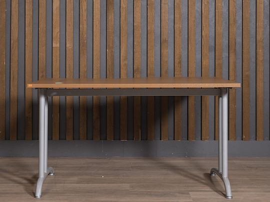 Стол эргономичный ЛДСП Ольха