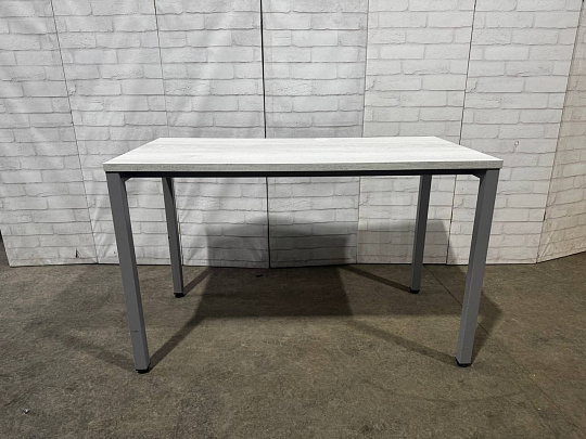 Стол прямоугольный ЛДСП Белый