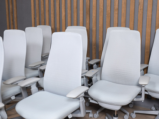 Кресло руководителя Haworth Fern Ткань Серый Германия