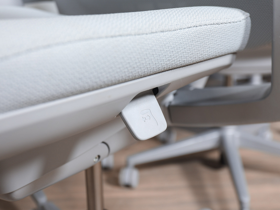 Кресло руководителя Haworth Fern Ткань Серый Германия (КПТСР-281225)