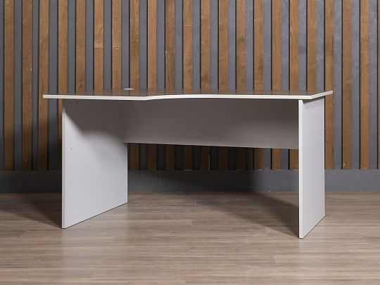 Стол эргономичный ЛДСП Венге