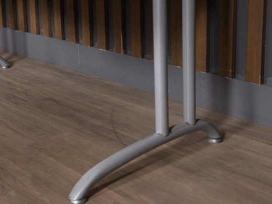 Стол эргономичный Орех