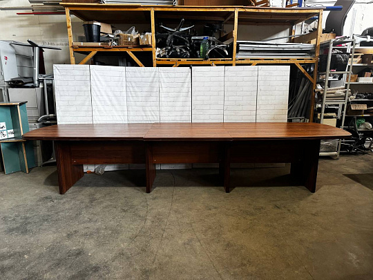 Стол для переговоров ЛДСП Орех Россия