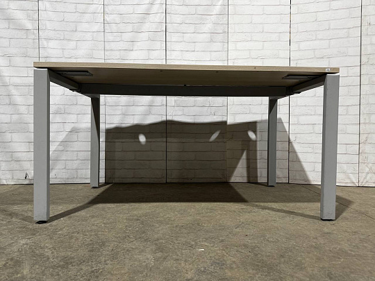 Стол прямоугольный ЛДСП Бук Россия