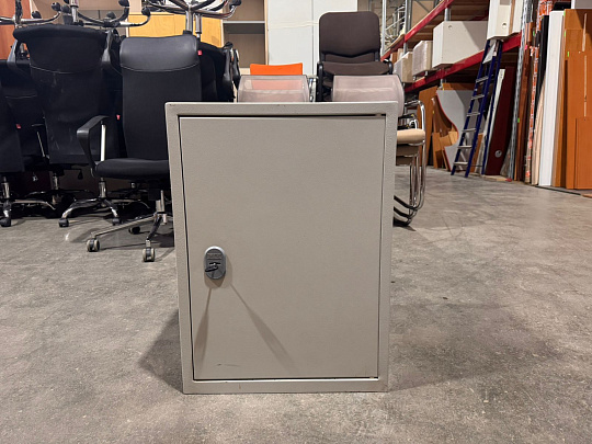 Сейф Практик 18 кг Россия