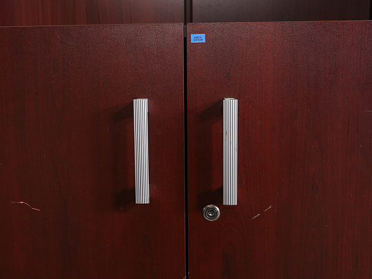 Шкаф для документов ЛДСП Махагон