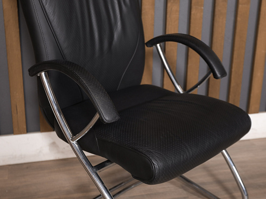 Конференц-кресло SitLand Кожа Чёрный Италия