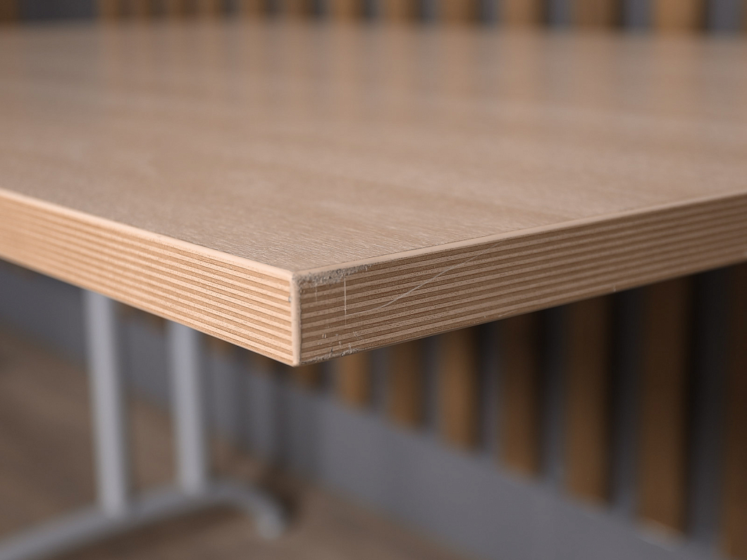 Стол эргономичный ЛДСП Дуб (СЭД3-081025)