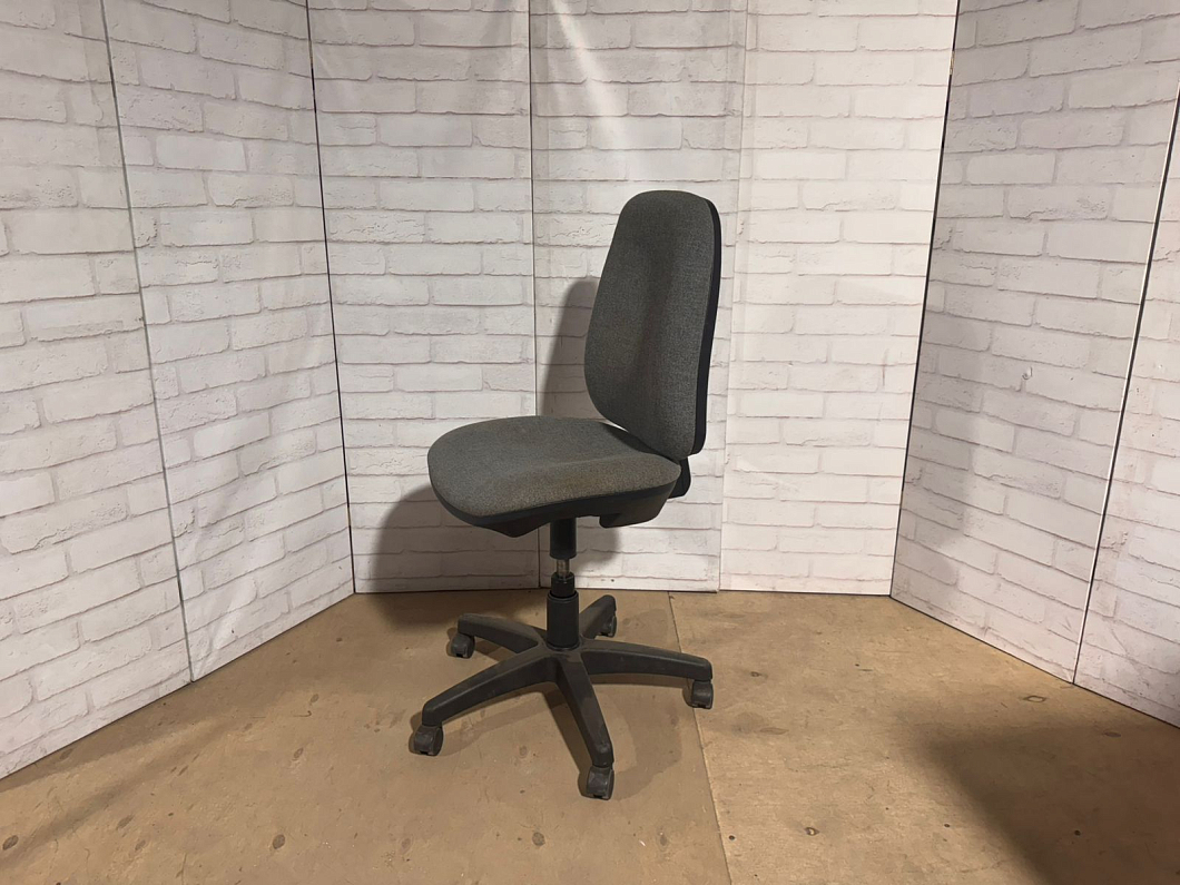 Офисное кресло Ткань Серый Россия (31641-151025)