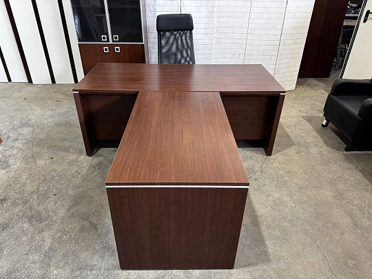 Кабинет руководителя ЛДСП