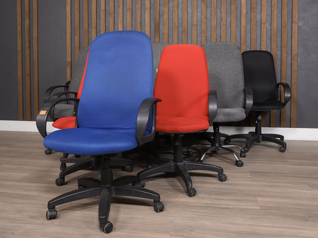 Кресло руководителя Ткань Цвет в ассортименте Россия (КРТА-00004)