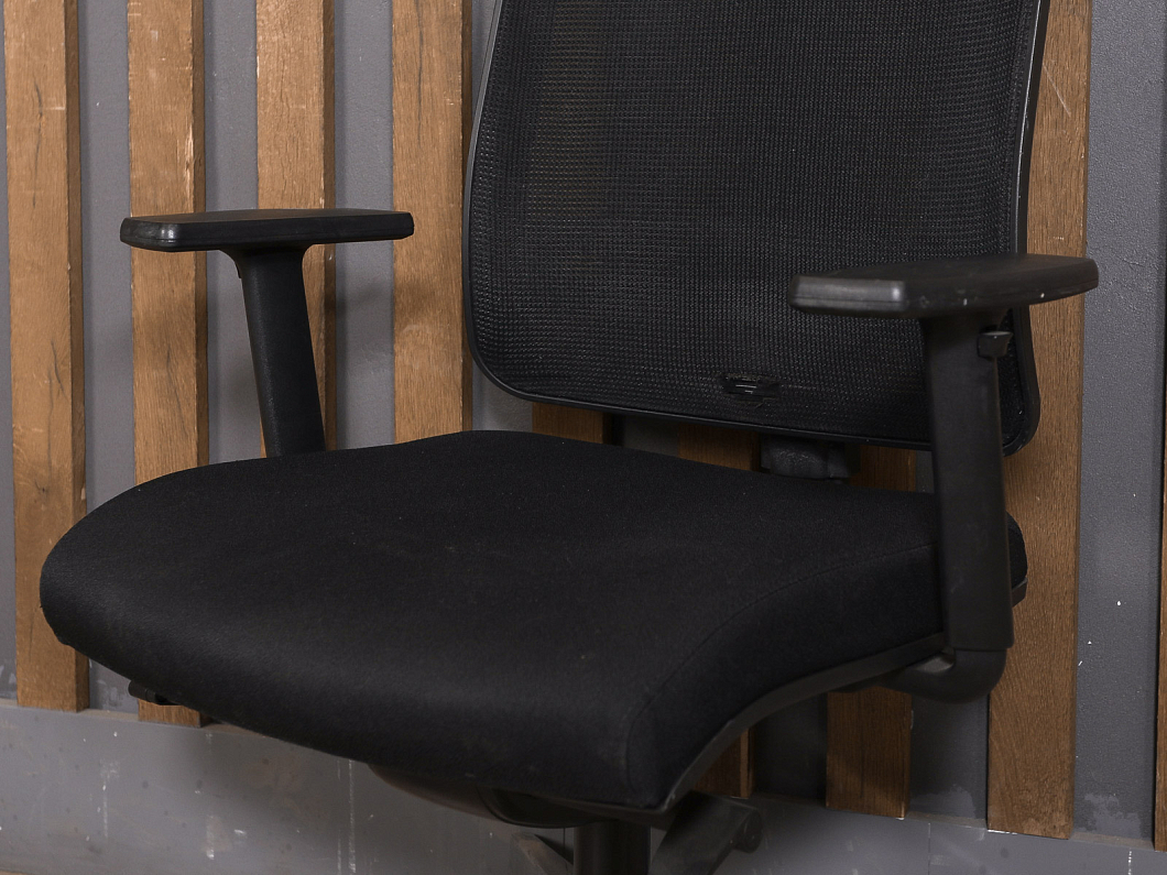 Офисное кресло Ткань Чёрный (КПТЧ2-080126П)