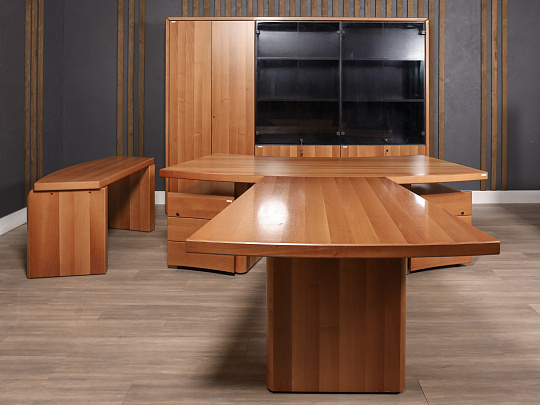 Кабинет руководителя Шпон Ольха Италия