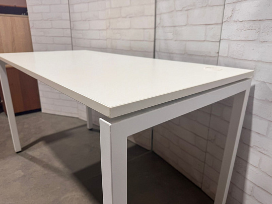 Стол прямоугольный ЛДСП Белый Импорт