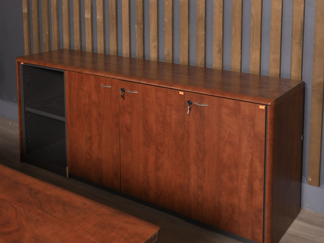 Кабинет руководителя МДФ Вишня (КРВШ-081125)