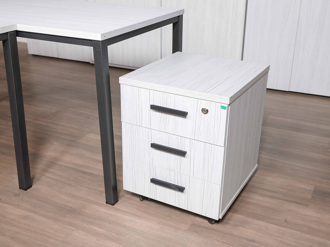 Кабинет руководителя Sitara ЛДСП Белый Россия (КРБ-120825)