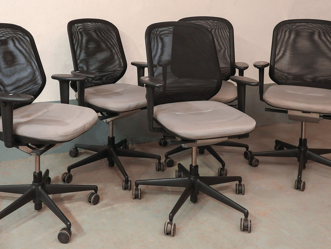 Офисное кресло Vitra MedaPal Mesh Ткань Серый Италия (КПТСР-260626)