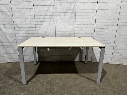 Стол прямоугольный ЛДСП Бук Россия