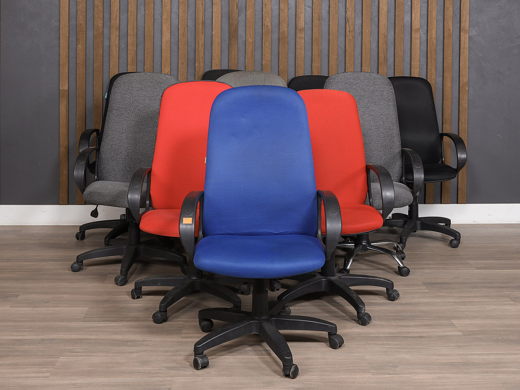 Кресло руководителя Ткань Цвет в ассортименте Россия (КРТА-00004)