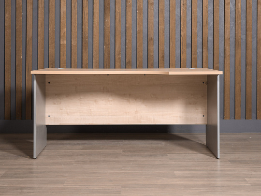 Стол эргономичный ЛДСП Бук