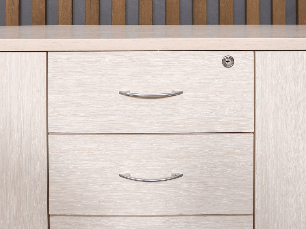 Комод-Греденция ЛДСП Дуб Россия (ТРД-180325)