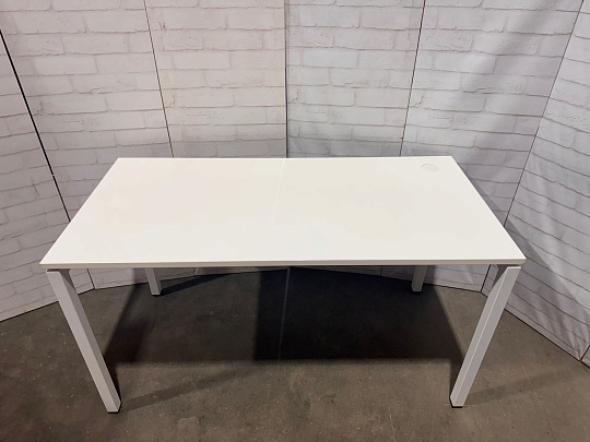Стол прямоугольный ЛДСП Белый Импорт