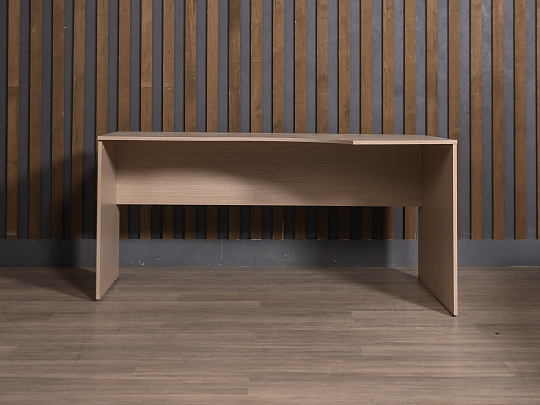 Стол эргономичный ЛДСП Ясень шимо