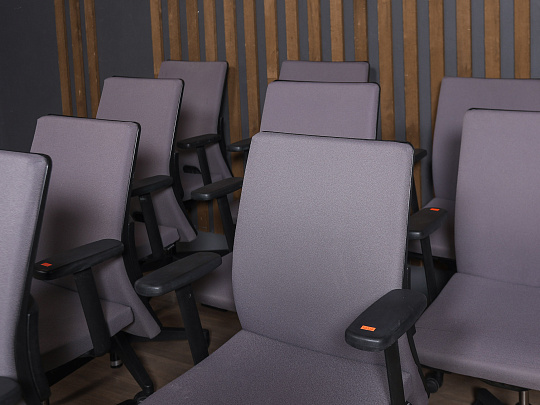 Офисное кресло Haworth Comforto Ткань Серый США