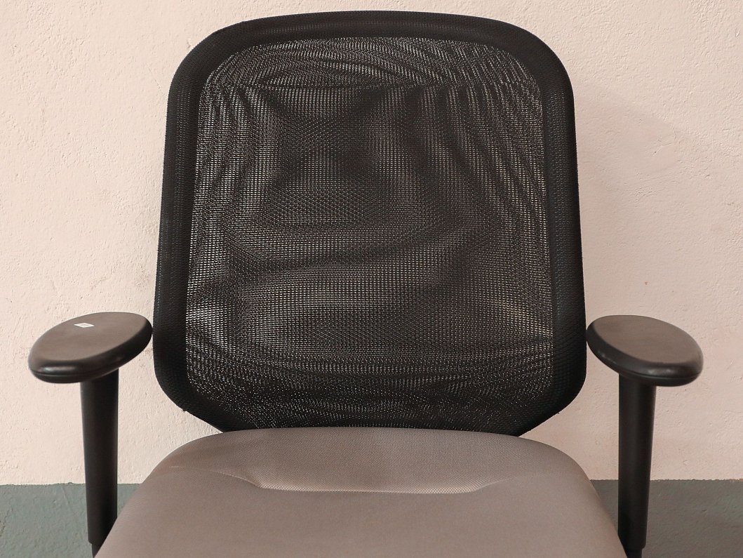 Офисное кресло Vitra MedaPal Mesh Ткань Серый Италия (КПТСР-260626)