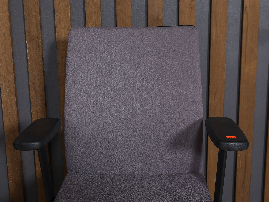 Офисное кресло Haworth Comforto Ткань Серый США (КПТСР-161025)