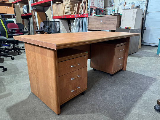 Кабинет руководителя ЛДСП Ольха