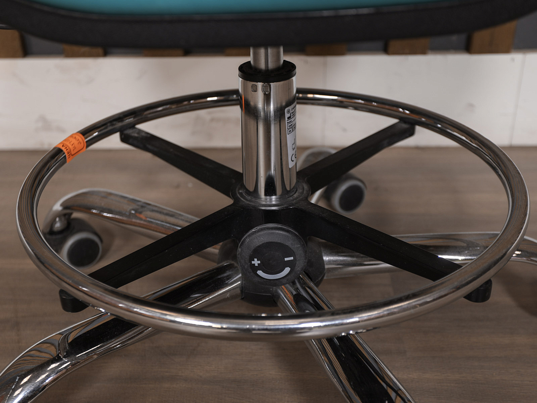 Кресло парикмахера Искусственная кожа Россия (КПЭН-200525)