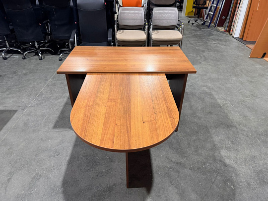 Стол прямоугольный ЛДСП Орех Россия