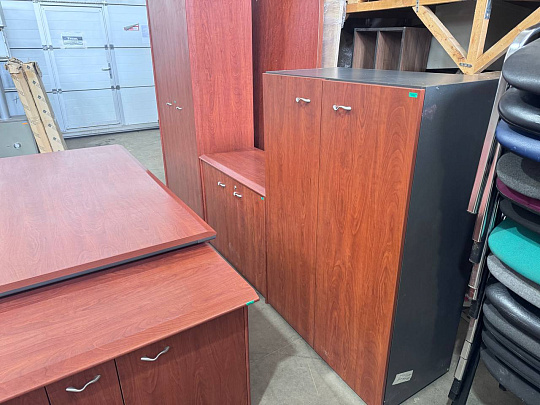 Кабинет руководителя ЛДСП Вишня