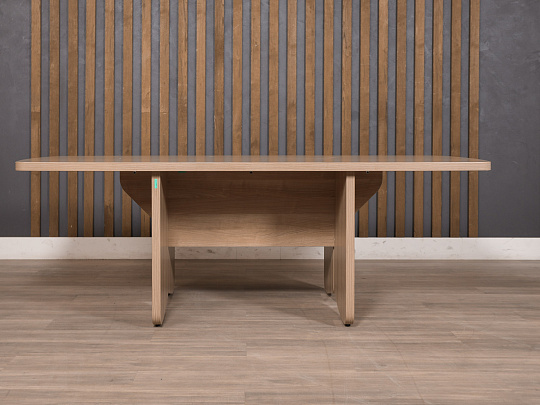 Стол для переговоров Аккорд Директор ЛДСП Ясень шимо