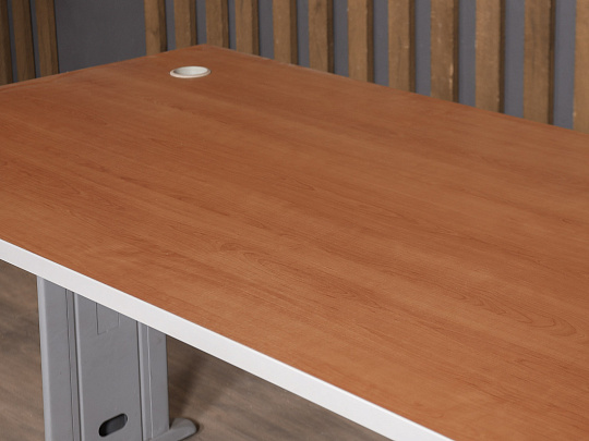 Стол прямоугольный ЛДСП Ольха