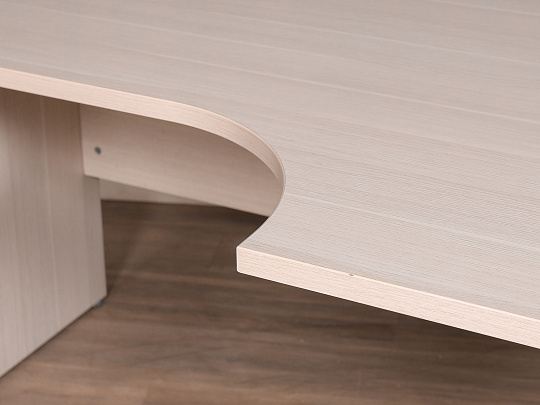 Стол эргономичный Vasanta ЛДСП Дуб Россия